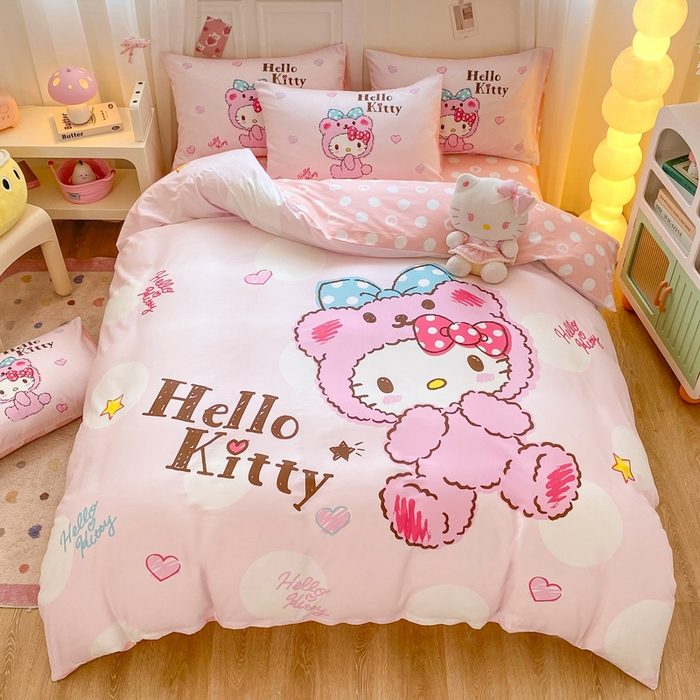 91家纺网 家纺一手货源 找家纺 博雅 2025春夏新款全棉纯棉三丽欧新款大板四件套 全棉大版（口袋枕）玩具熊KT