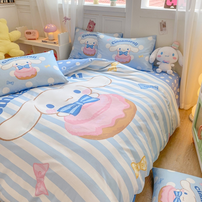 91家纺网 家纺一手货源 找家纺 博雅 2025春夏新款全棉纯棉三丽欧新款大板四件套 全棉大版（口袋枕）蝴蝶结条纹玉桂狗