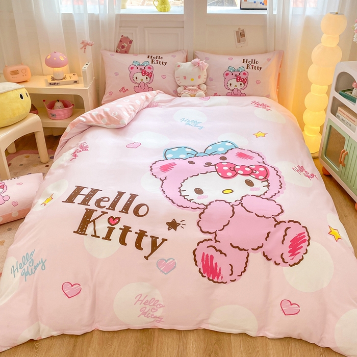 91家纺网 家纺一手货源 找家纺 博雅 2025春夏新款全棉纯棉三丽欧新款大板四件套 全棉大版（口袋枕）玩具熊KT