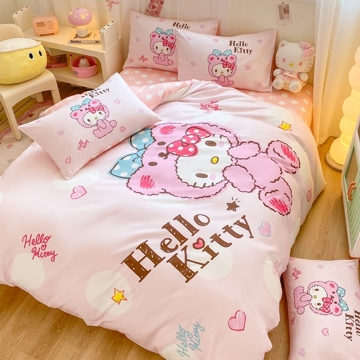 91家纺网 家纺一手货源 找家纺 博雅 2025春夏新款全棉纯棉三丽欧新款大板四件套 全棉大版（口袋枕）玩具熊KT