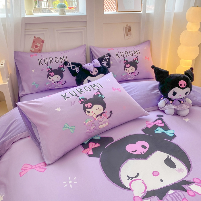 91家纺网 家纺一手货源 找家纺 博雅 2025春夏新款全棉纯棉三丽欧新款大板四件套 全棉大版（口袋枕）小恶魔库洛米