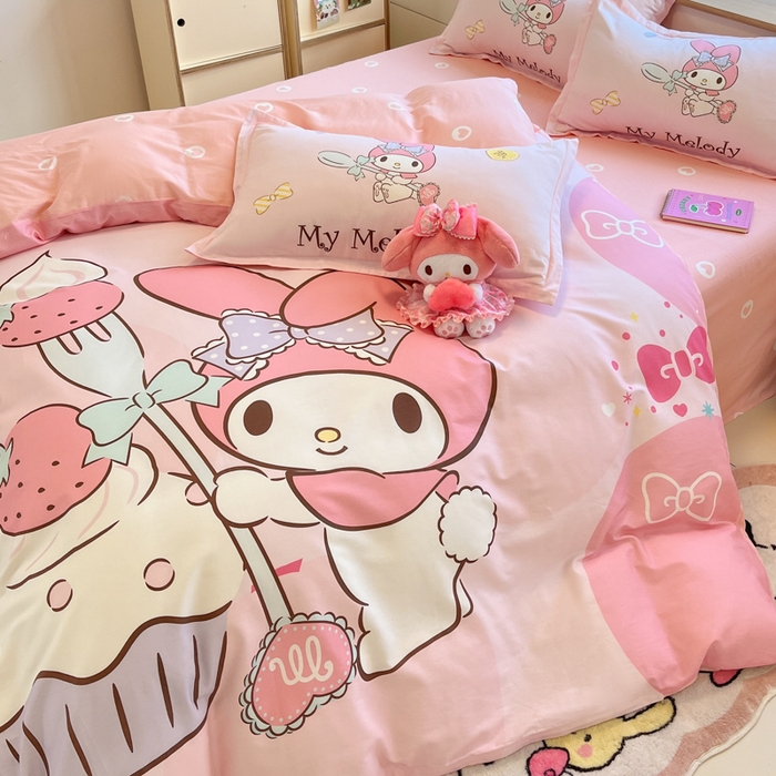 91家纺网 家纺一手货源 找家纺 博雅 2025春夏新款全棉纯棉三丽欧新款大板四件套 全棉大版（信封枕）蛋糕美乐蒂