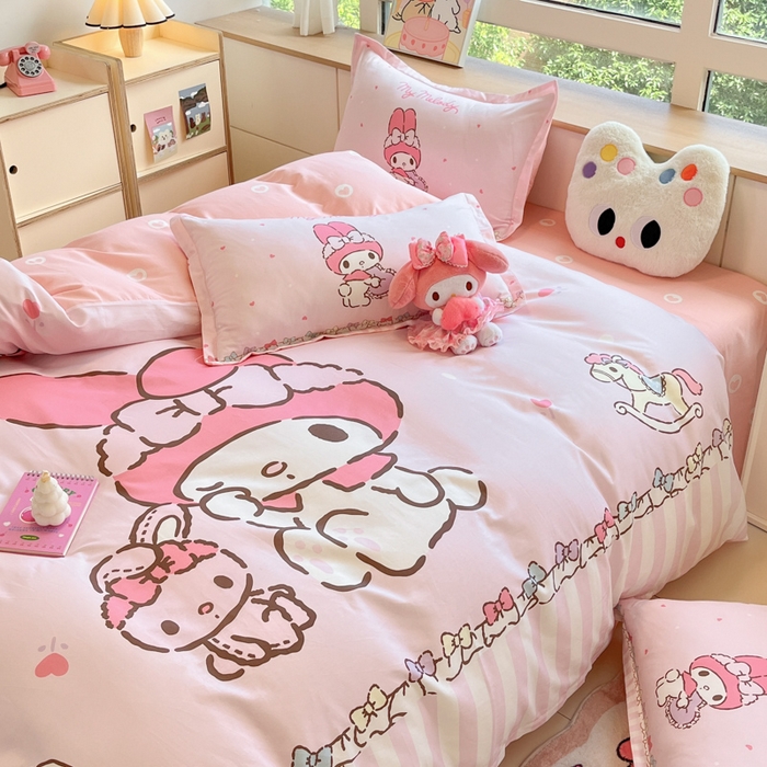 91家纺网 家纺一手货源 找家纺 博雅 2025春夏新款全棉纯棉三丽欧新款大板四件套 全棉大版（信封枕）木马美乐蒂