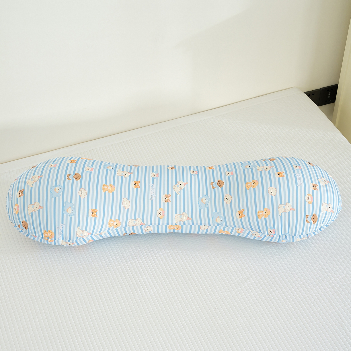 91家纺网 家纺一手货源 找家纺 乐坊 2025新款冰皮骨头睡觉抱枕 冰皮小狗 40x110x20cm/只