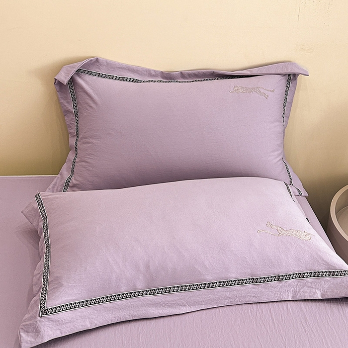 91家纺网 家纺一手货源 找家纺 库里梦家纺 2025新款高精密斜纹棉刺绣四件套-欧利系列 欧利-霞紫