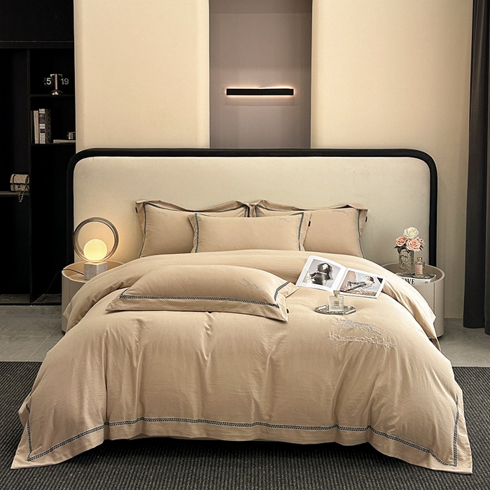 91家纺网 家纺一手货源 找家纺 库里梦家纺 2025新款高精密斜纹棉刺绣四件套-欧利系列 欧利-摩卡