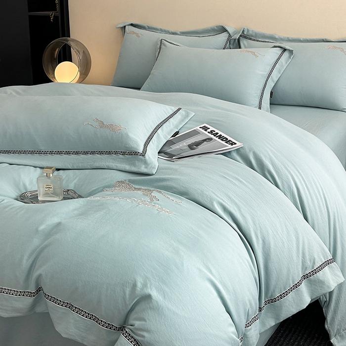 91家纺网 家纺一手货源 找家纺 库里梦家纺 2025新款高精密斜纹棉刺绣四件套-欧利系列 欧利-水绿