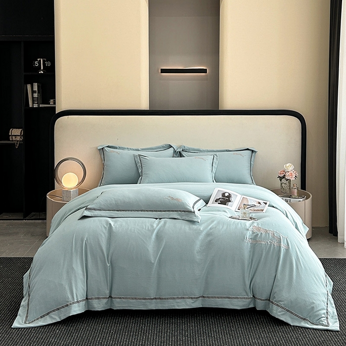 91家纺网 家纺一手货源 找家纺 库里梦家纺 2025新款高精密斜纹棉刺绣四件套-欧利系列 欧利-水绿