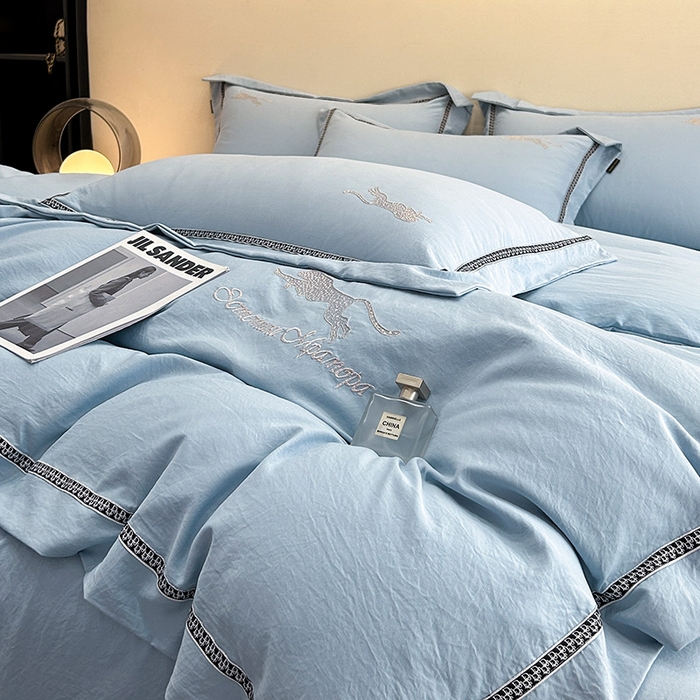 91家纺网 家纺一手货源 找家纺 库里梦家纺 2025新款高精密斜纹棉刺绣四件套-欧利系列 欧利-天蓝