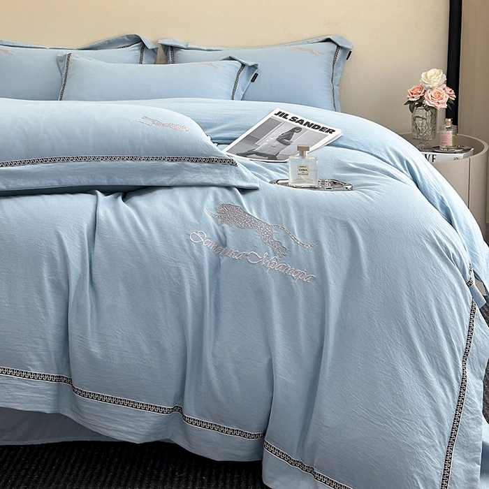 91家纺网 家纺一手货源 找家纺 库里梦家纺 2025新款高精密斜纹棉刺绣四件套-欧利系列 欧利-天蓝