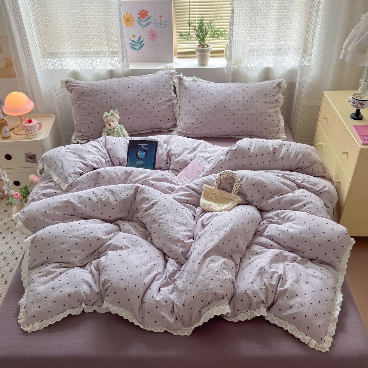 91家纺网 家纺一手货源 找家纺 （总）喜颜 2025新款爆款云感提花皱皱纱全棉镂空花边四件套学生宿舍三件套