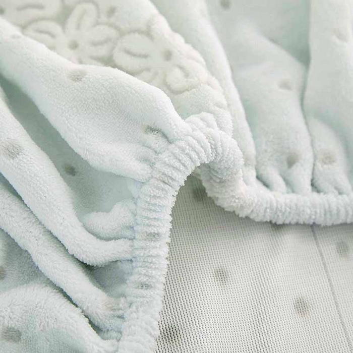 91家纺网 家纺一手货源 找家纺 楼兰公主 2025新款雕花绒床笠 蓝绒花语