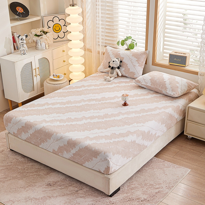 91家纺网 家纺一手货源 找家纺 楼兰公主 2025新款雕花绒床笠 丝绒秘语