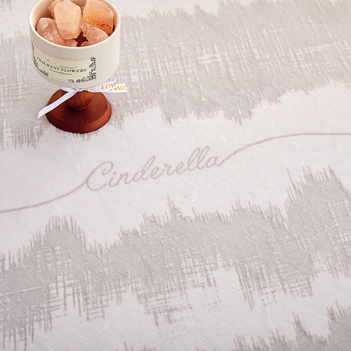 91家纺网 家纺一手货源 找家纺 楼兰公主 2025新款雕花绒床笠 仙度瑞拉