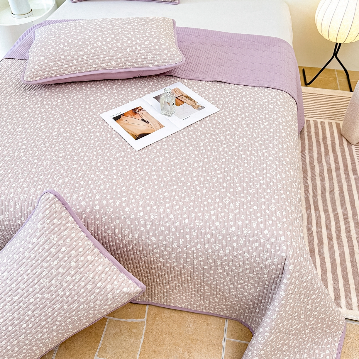 91家纺网 家纺一手货源 找家纺 橘夏家纺 2025新款多功能全棉床盖三件套 野樱苏打～紫