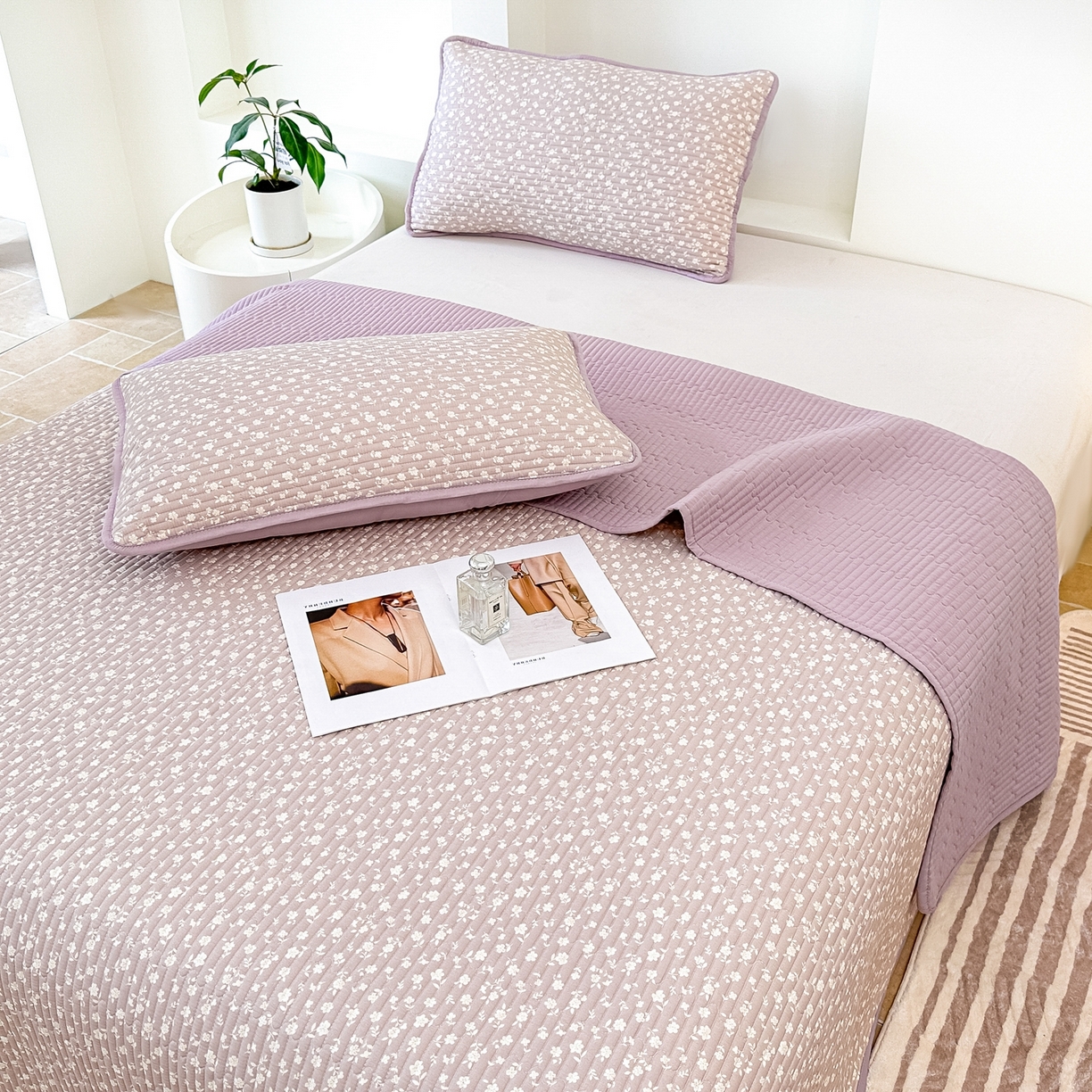 91家纺网 家纺一手货源 找家纺 橘夏家纺 2025新款多功能全棉床盖三件套 野樱苏打～紫