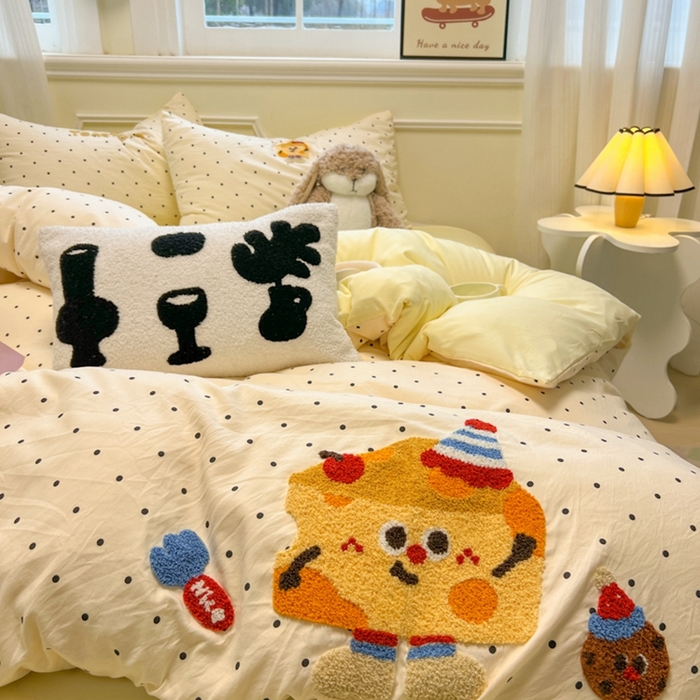 91家纺网 家纺一手货源 找家纺 韩巢家纺 2025新款直播热销款毛巾绣四件套可爱超柔学生季宿舍床上三件套（提供卖家秀） 斑点蛋糕
