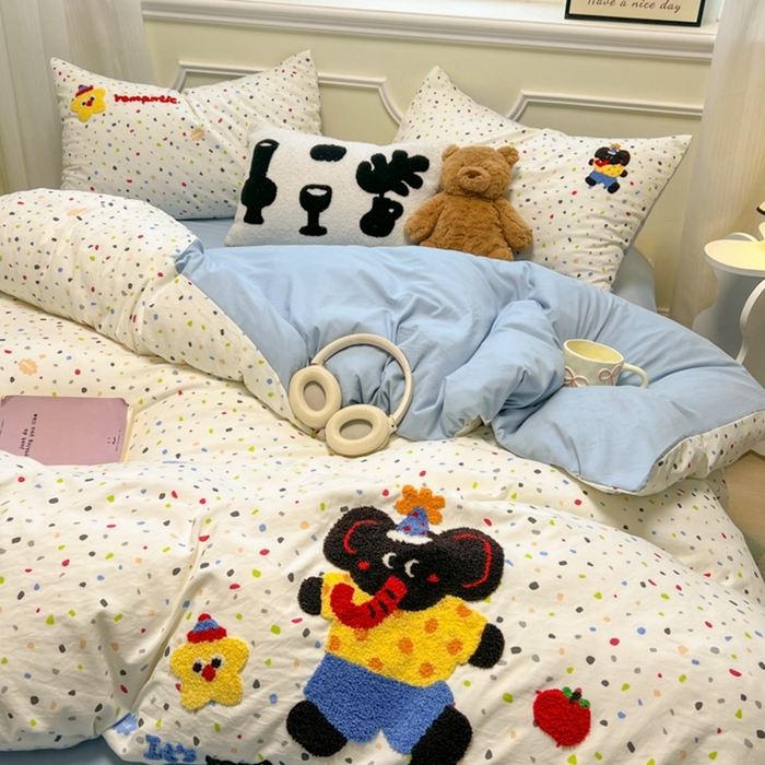 91家纺网 家纺一手货源 找家纺 韩巢家纺 2025新款直播热销款毛巾绣四件套可爱超柔学生季宿舍床上三件套（提供卖家秀） 时尚象先生