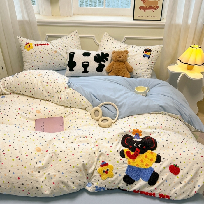 91家纺网 家纺一手货源 找家纺 韩巢家纺 2025新款直播热销款毛巾绣四件套可爱超柔学生季宿舍床上三件套（提供卖家秀） 时尚象先生