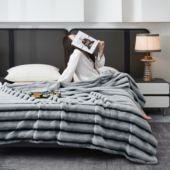 （总）库里梦家纺2025新款跨级专供加厚兔毛美拉德毛毯（支持定做任何尺寸）