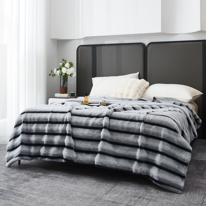 91家纺网 家纺一手货源 找家纺 （总）库里梦家纺2025新款跨级专供加厚兔毛美拉德毛毯（支持定做任何尺寸）