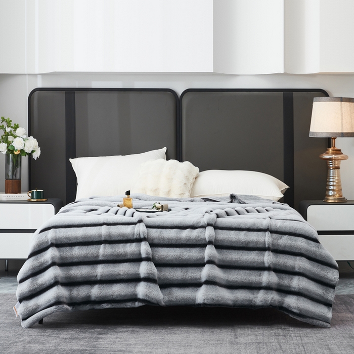 91家纺网 家纺一手货源 找家纺 （总）库里梦家纺2025新款跨级专供加厚兔毛美拉德毛毯（支持定做任何尺寸）