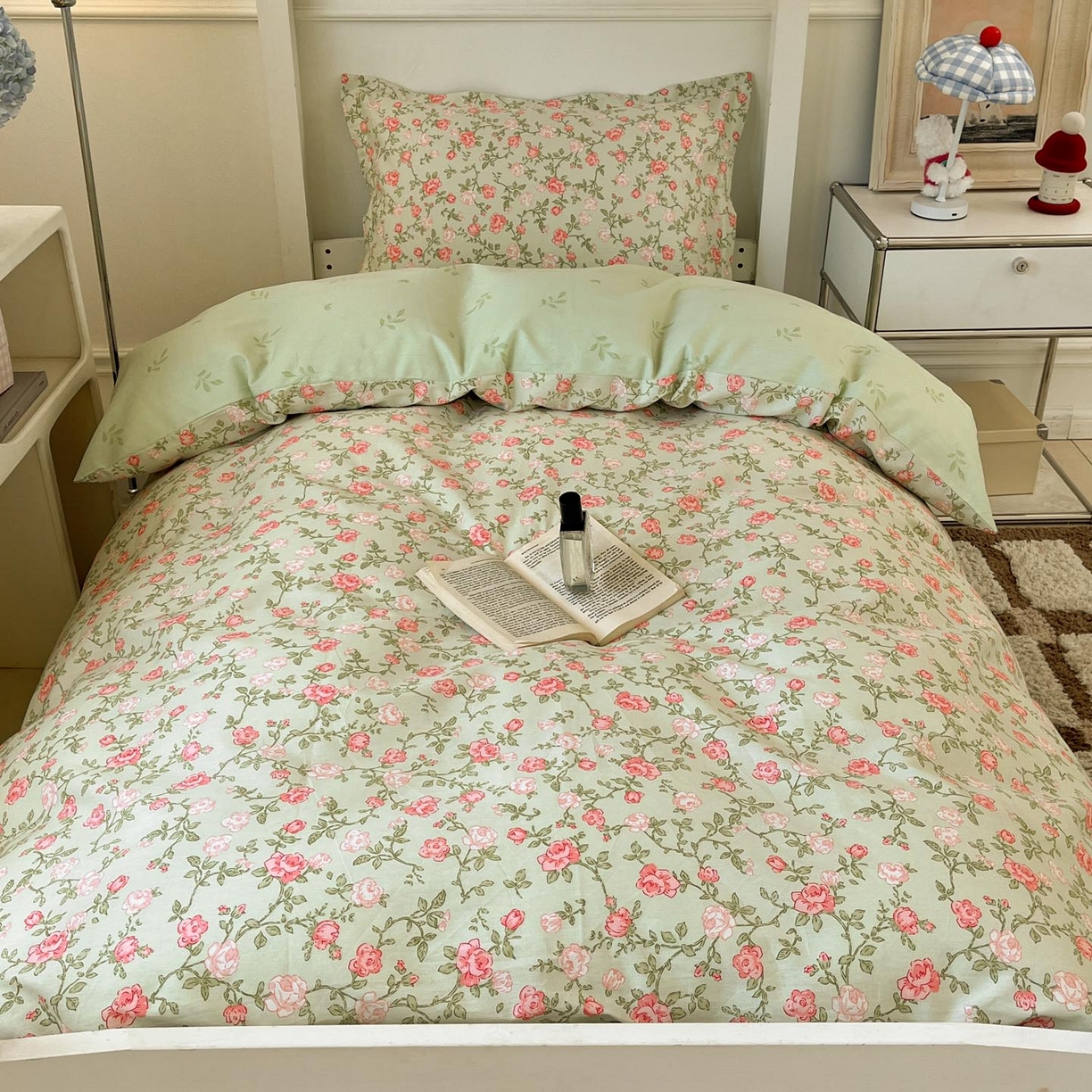 91家纺网 家纺一手货源 找家纺 涵宸家纺 2025新款学生图-全棉印花-ins印花三件套四件套 初恋旋律