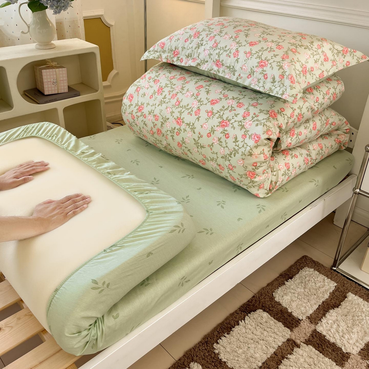 91家纺网 家纺一手货源 找家纺 涵宸家纺 2025新款学生图-全棉印花-ins印花三件套四件套 初恋旋律