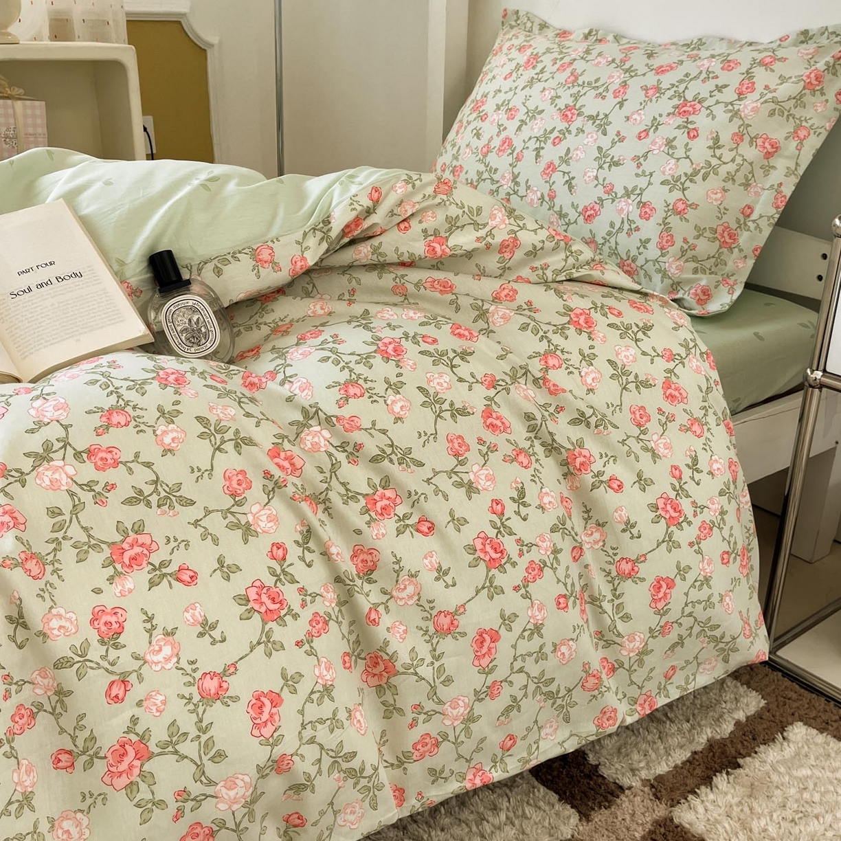 91家纺网 家纺一手货源 找家纺 涵宸家纺 2025新款学生图-全棉印花-ins印花三件套四件套 初恋旋律