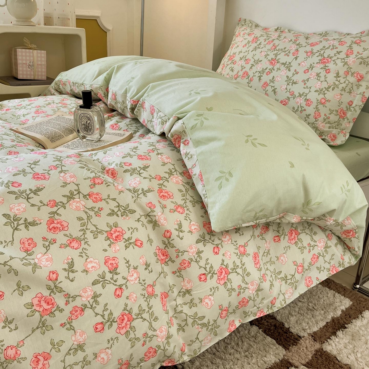 91家纺网 家纺一手货源 找家纺 涵宸家纺 2025新款学生图-全棉印花-ins印花三件套四件套 初恋旋律