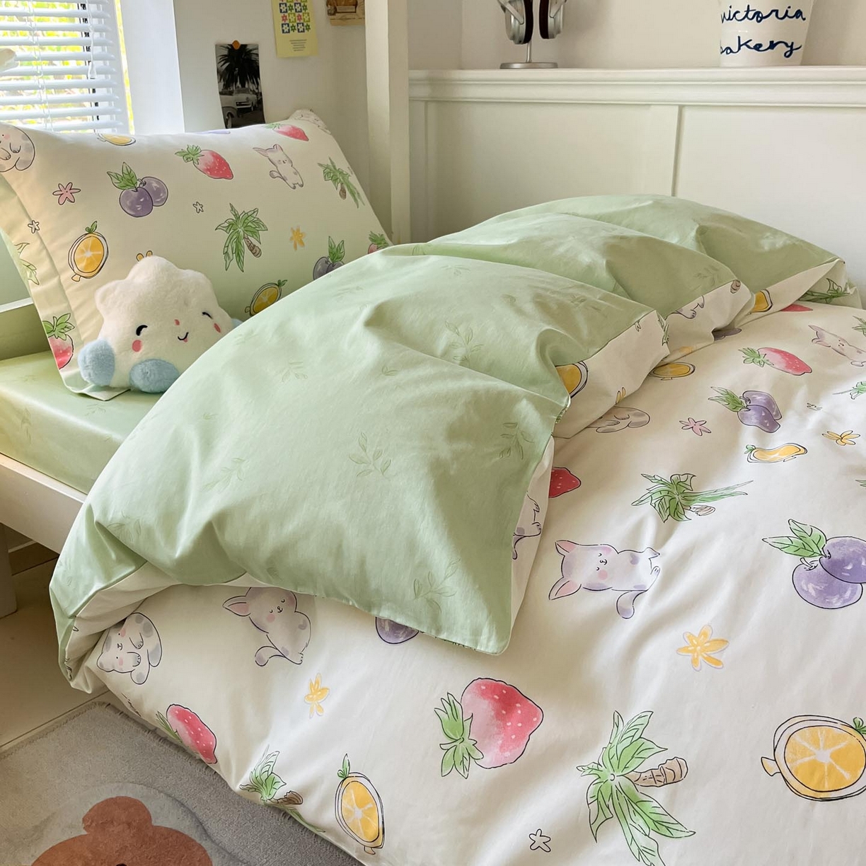 91家纺网 家纺一手货源 找家纺 涵宸家纺 2025新款学生图-全棉印花-ins印花三件套四件套 翠薇果