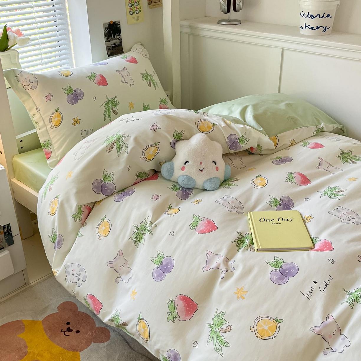 91家纺网 家纺一手货源 找家纺 涵宸家纺 2025新款学生图-全棉印花-ins印花三件套四件套 翠薇果