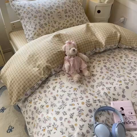 91家纺网 家纺一手货源 找家纺 涵宸家纺 2025新款学生图-全棉印花-ins印花三件套四件套 芳时甜心