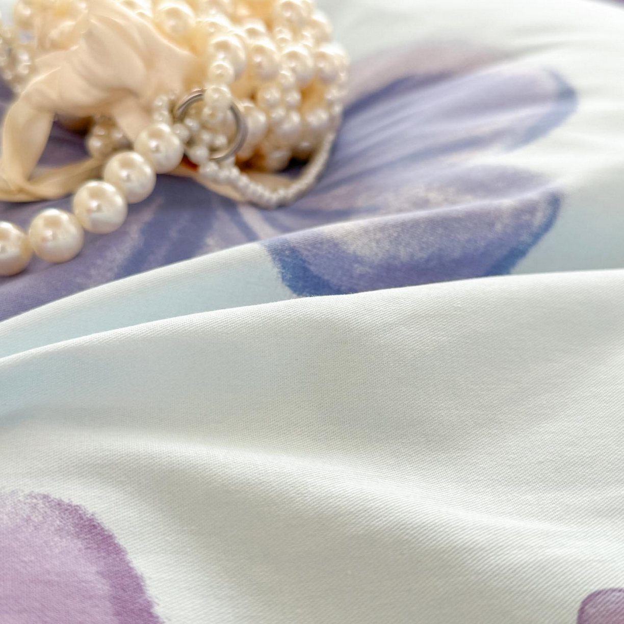 91家纺网 家纺一手货源 找家纺 涵宸家纺 2025新款学生图-全棉印花-ins印花三件套四件套 花季