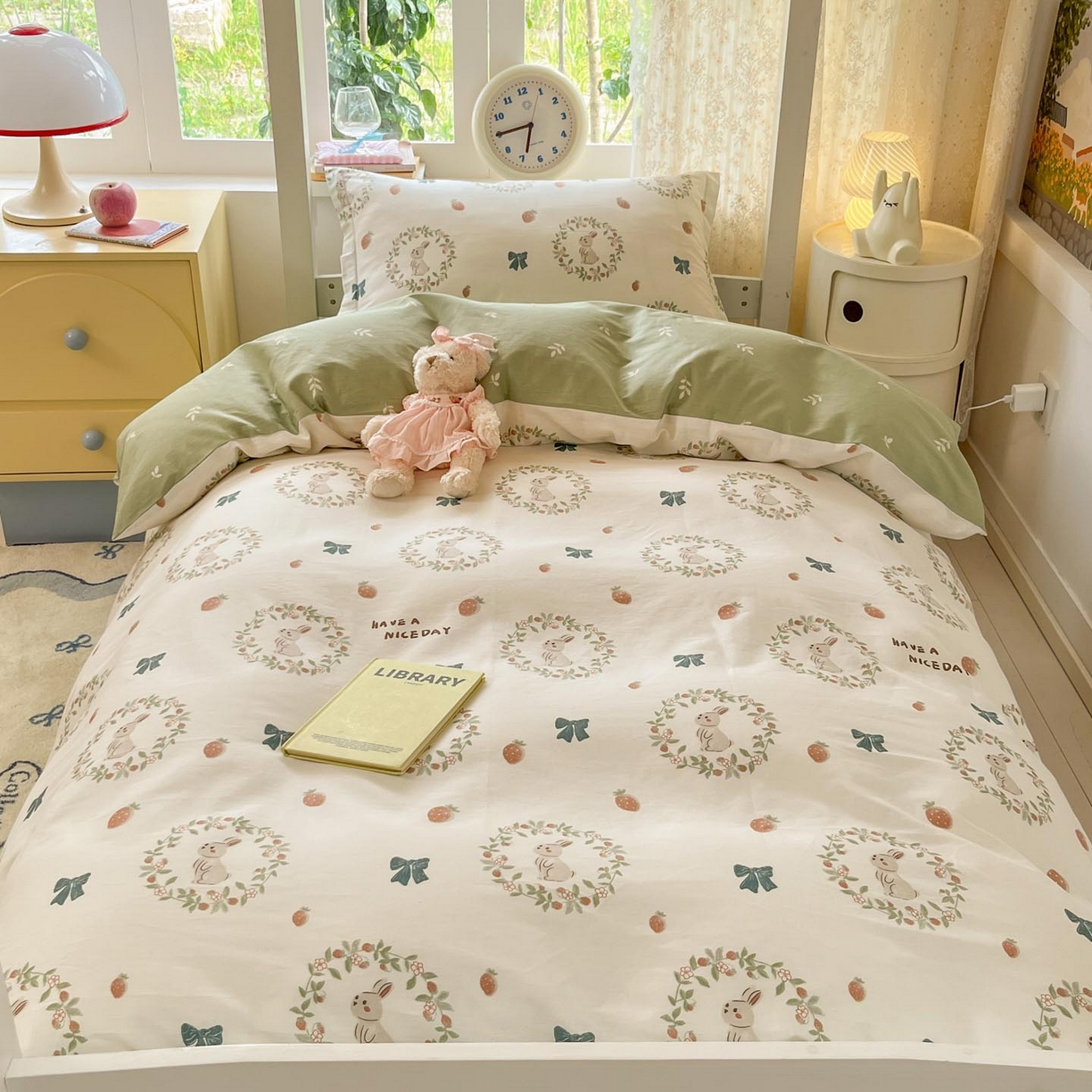 91家纺网 家纺一手货源 找家纺 涵宸家纺 2025新款学生图-全棉印花-ins印花三件套四件套 精灵乐园