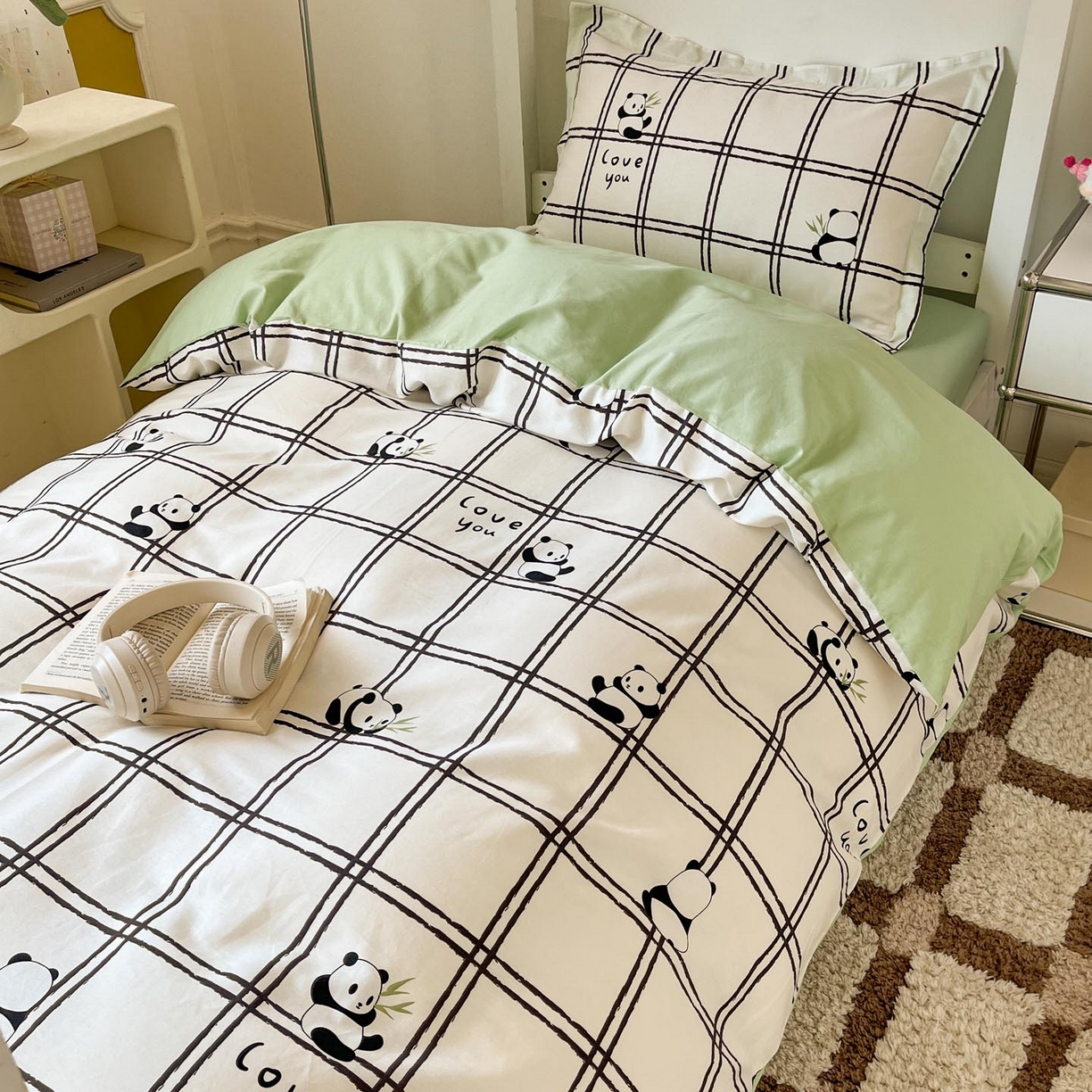 91家纺网 家纺一手货源 找家纺 涵宸家纺 2025新款学生图-全棉印花-ins印花三件套四件套 趣味熊猫