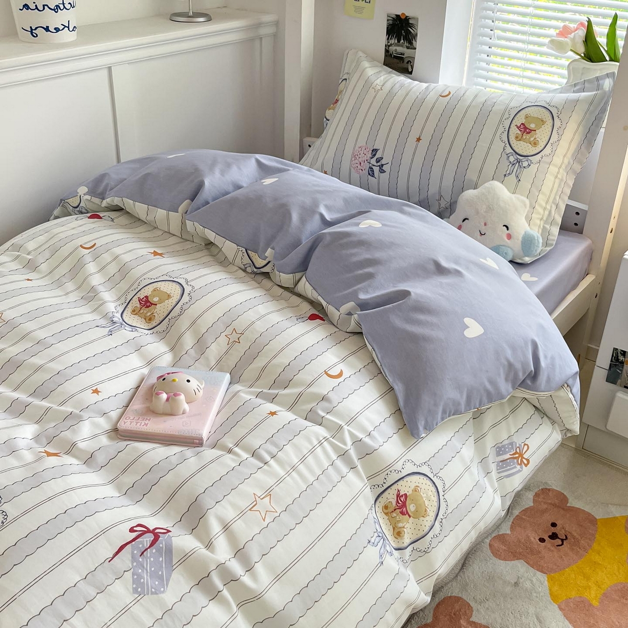 涵宸家纺 2025新款学生图-全棉印花-ins印花三件套四件套 图蓝朵朵