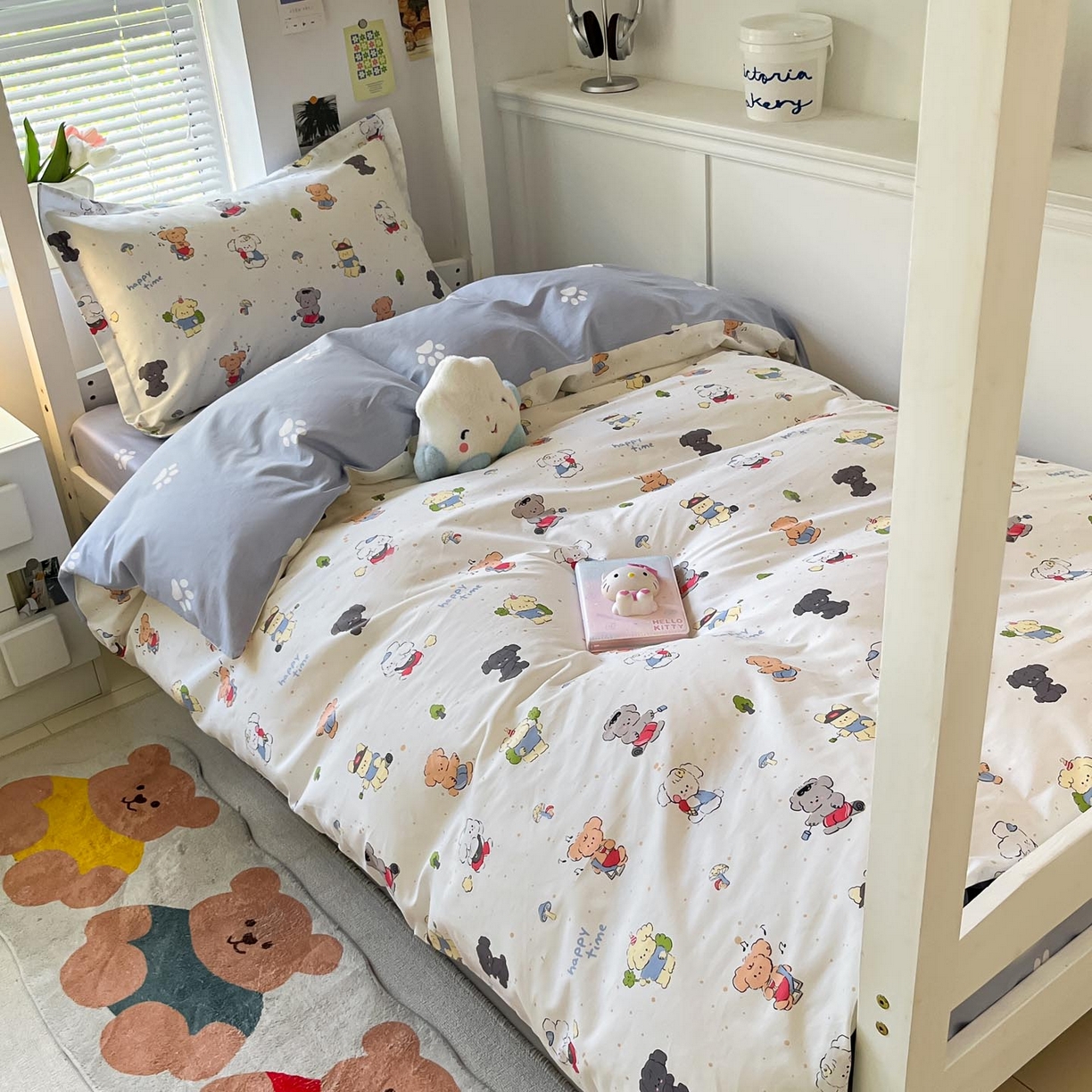 91家纺网 家纺一手货源 找家纺 涵宸家纺 2025新款学生图-全棉印花-ins印花三件套四件套 养乐多多