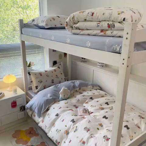 91家纺网 家纺一手货源 找家纺 涵宸家纺 2025新款学生图-全棉印花-ins印花三件套四件套 养乐多多