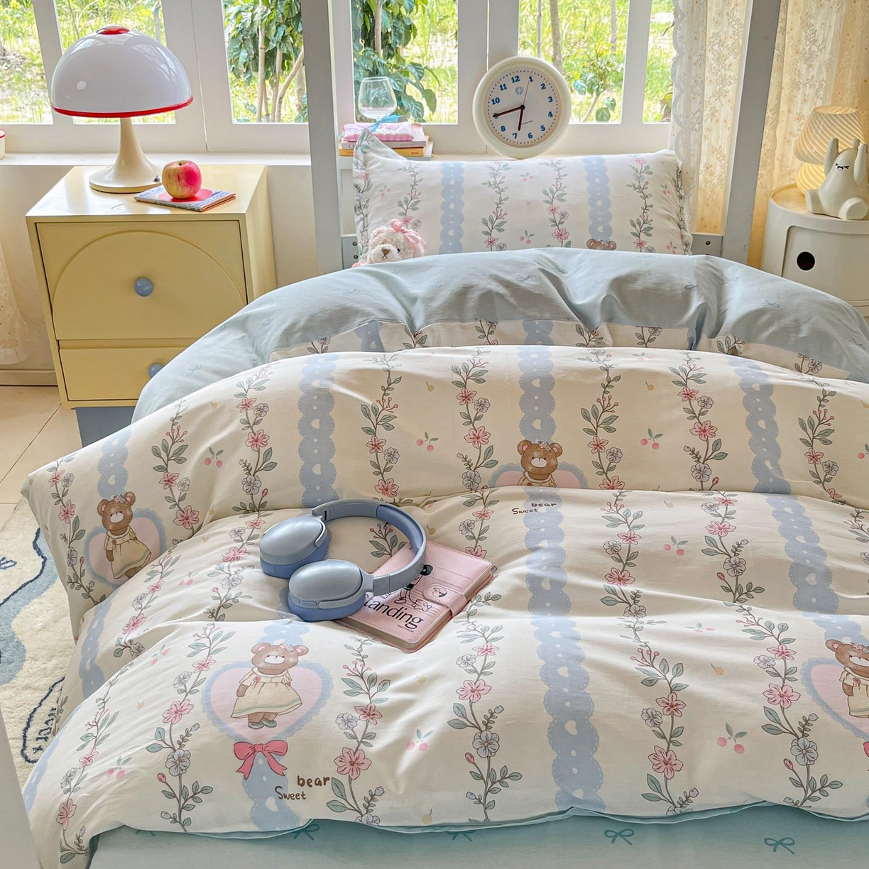 91家纺网 家纺一手货源 找家纺 涵宸家纺 2025新款学生图-全棉印花-甜系三件套四件套 A静享时光