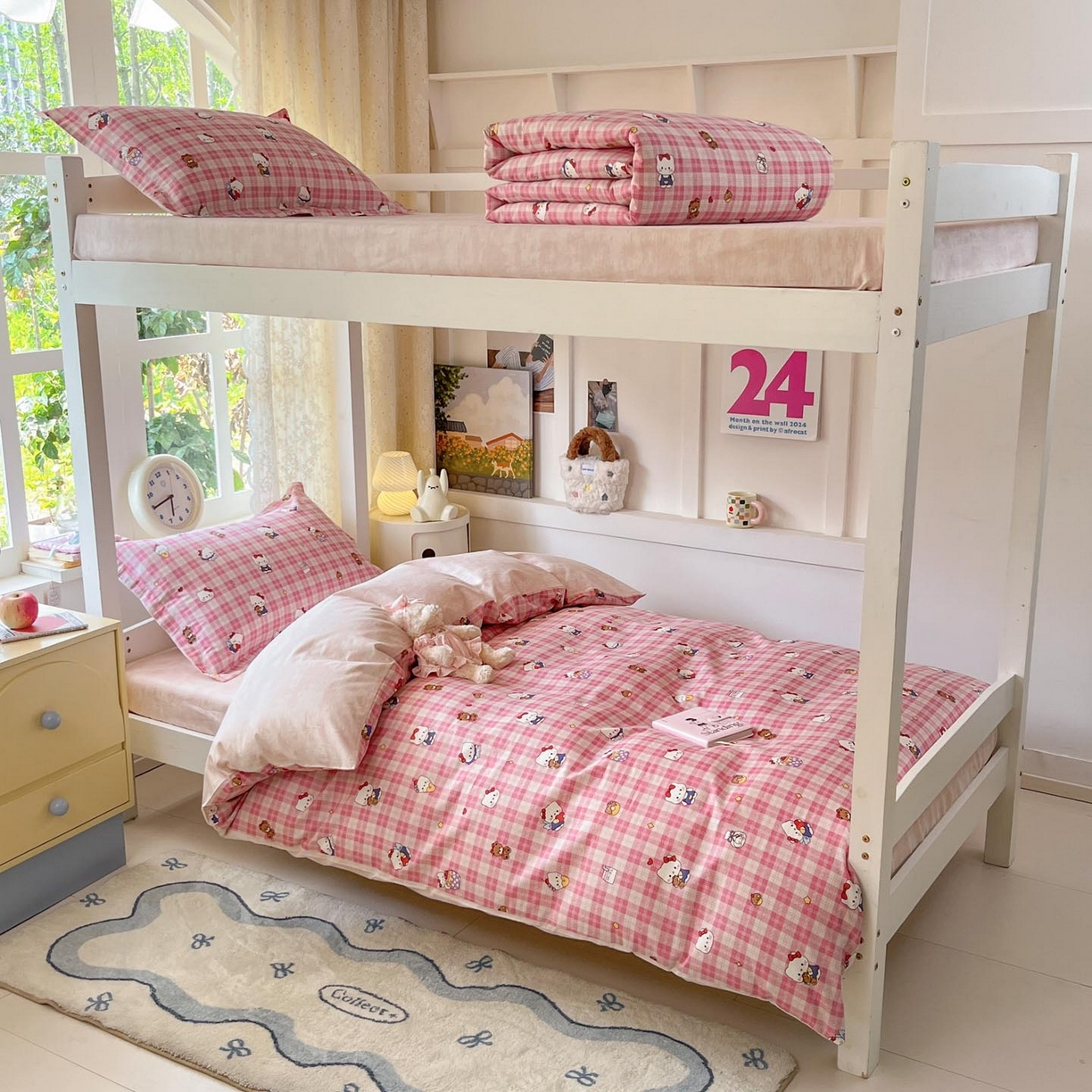 91家纺网 家纺一手货源 找家纺 涵宸家纺 2025新款学生图-全棉印花-甜系三件套四件套 A凯蒂-粉