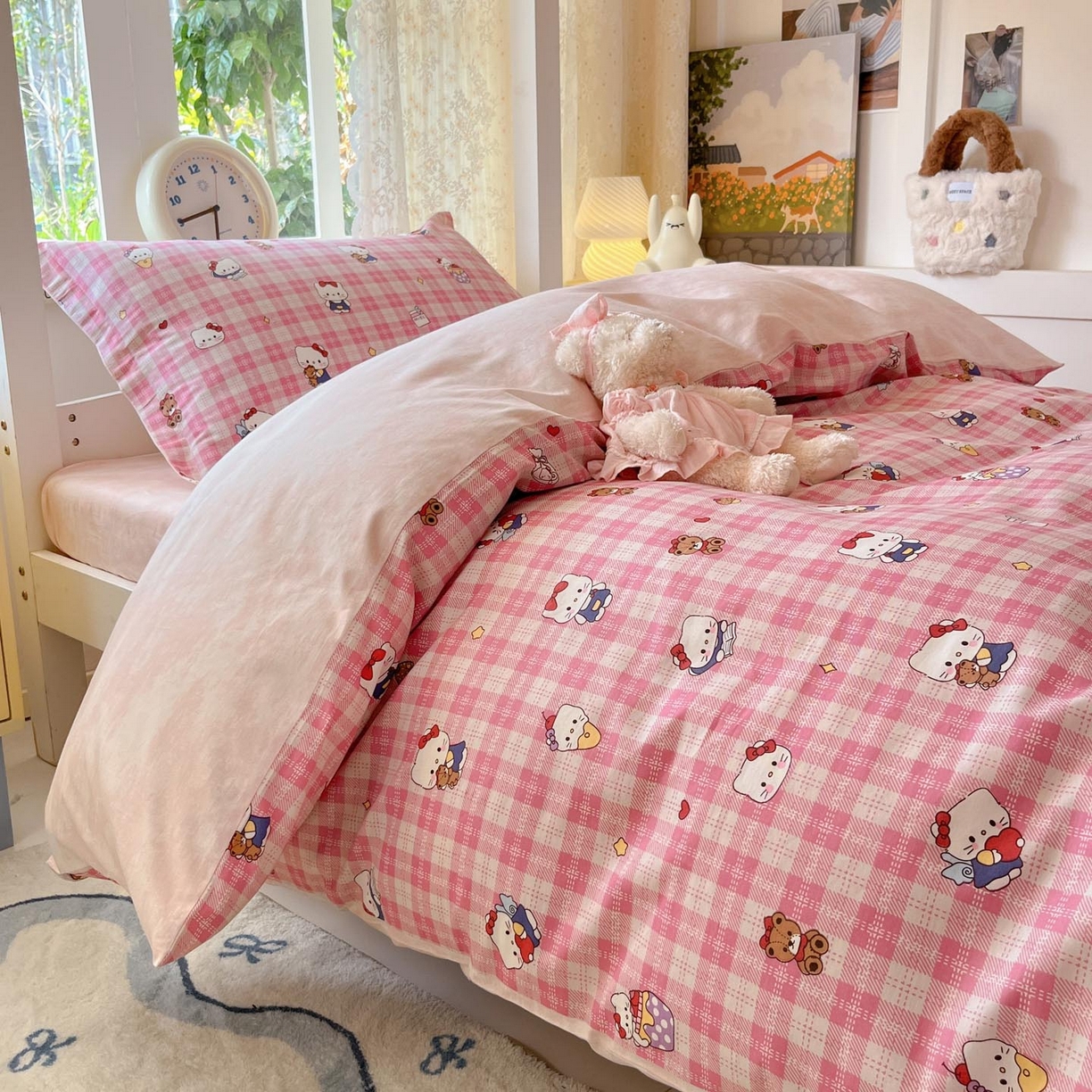 91家纺网 家纺一手货源 找家纺 涵宸家纺 2025新款学生图-全棉印花-甜系三件套四件套 A凯蒂-粉