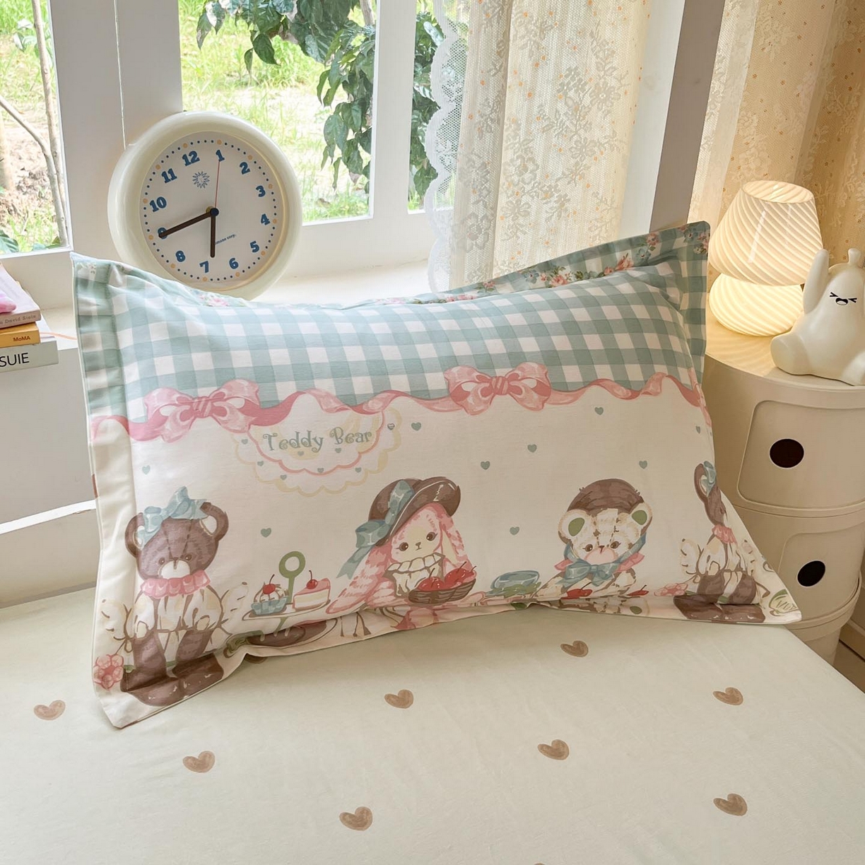 91家纺网 家纺一手货源 找家纺 涵宸家纺 2025新款学生图-全棉印花-甜系三件套四件套 A秘境樱桃