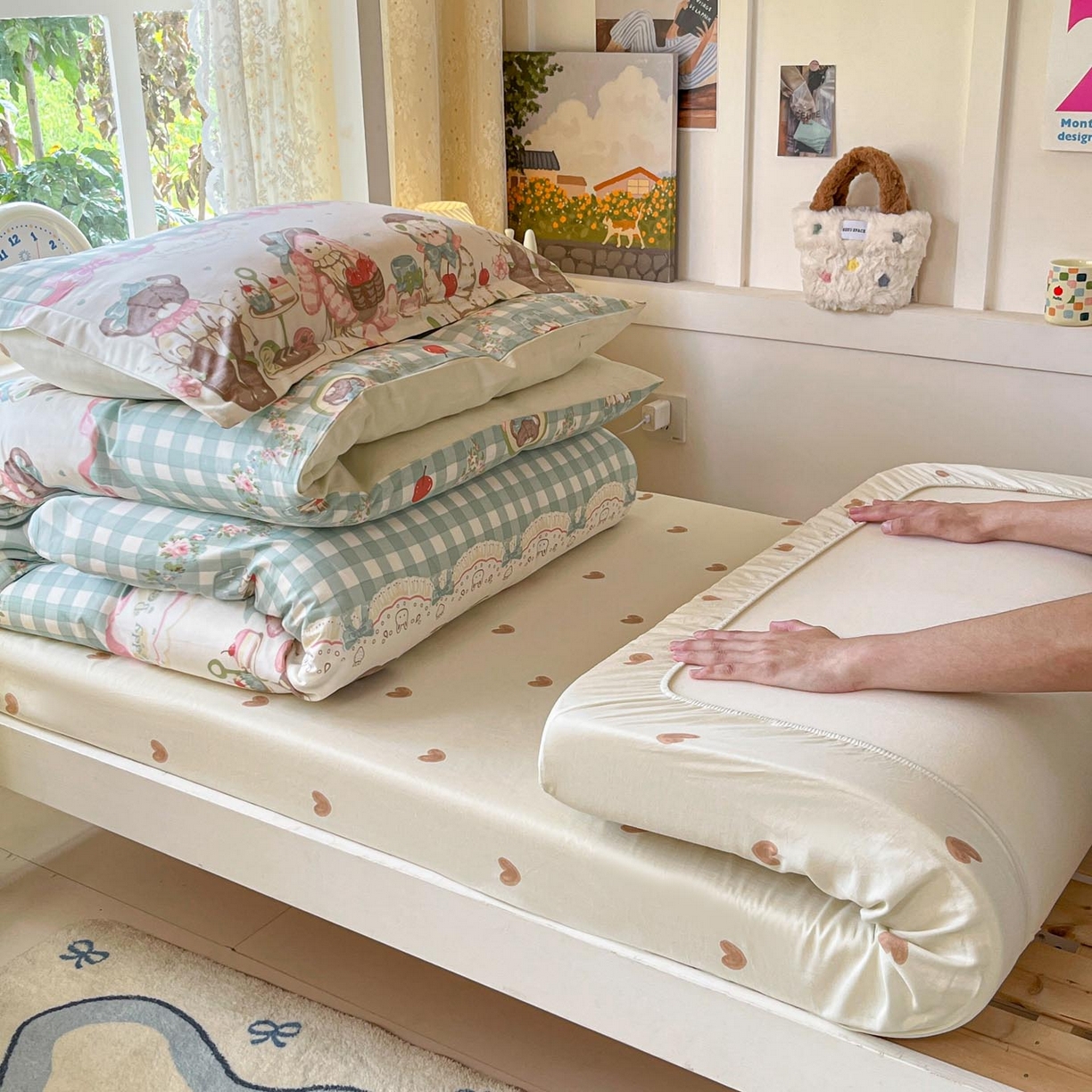 91家纺网 家纺一手货源 找家纺 涵宸家纺 2025新款学生图-全棉印花-甜系三件套四件套 A秘境樱桃