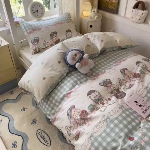 91家纺网 家纺一手货源 找家纺 涵宸家纺 2025新款学生图-全棉印花-甜系三件套四件套 A秘境樱桃