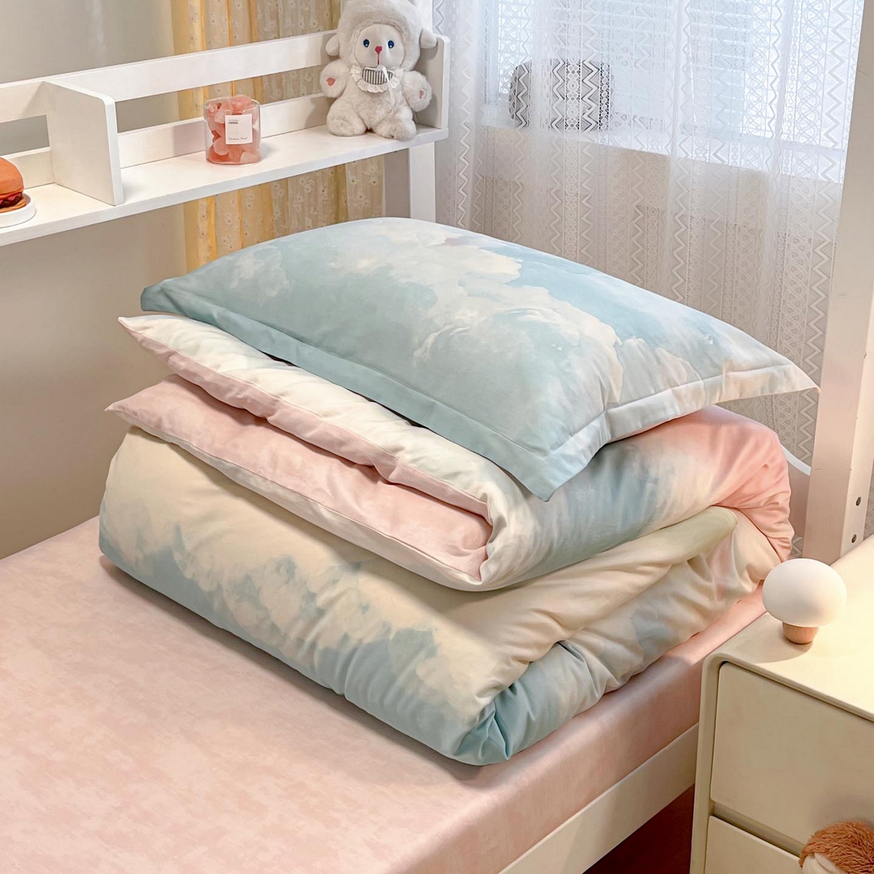 91家纺网 家纺一手货源 找家纺 涵宸家纺 2025新款学生图-全棉印花-甜系三件套四件套 B遐想