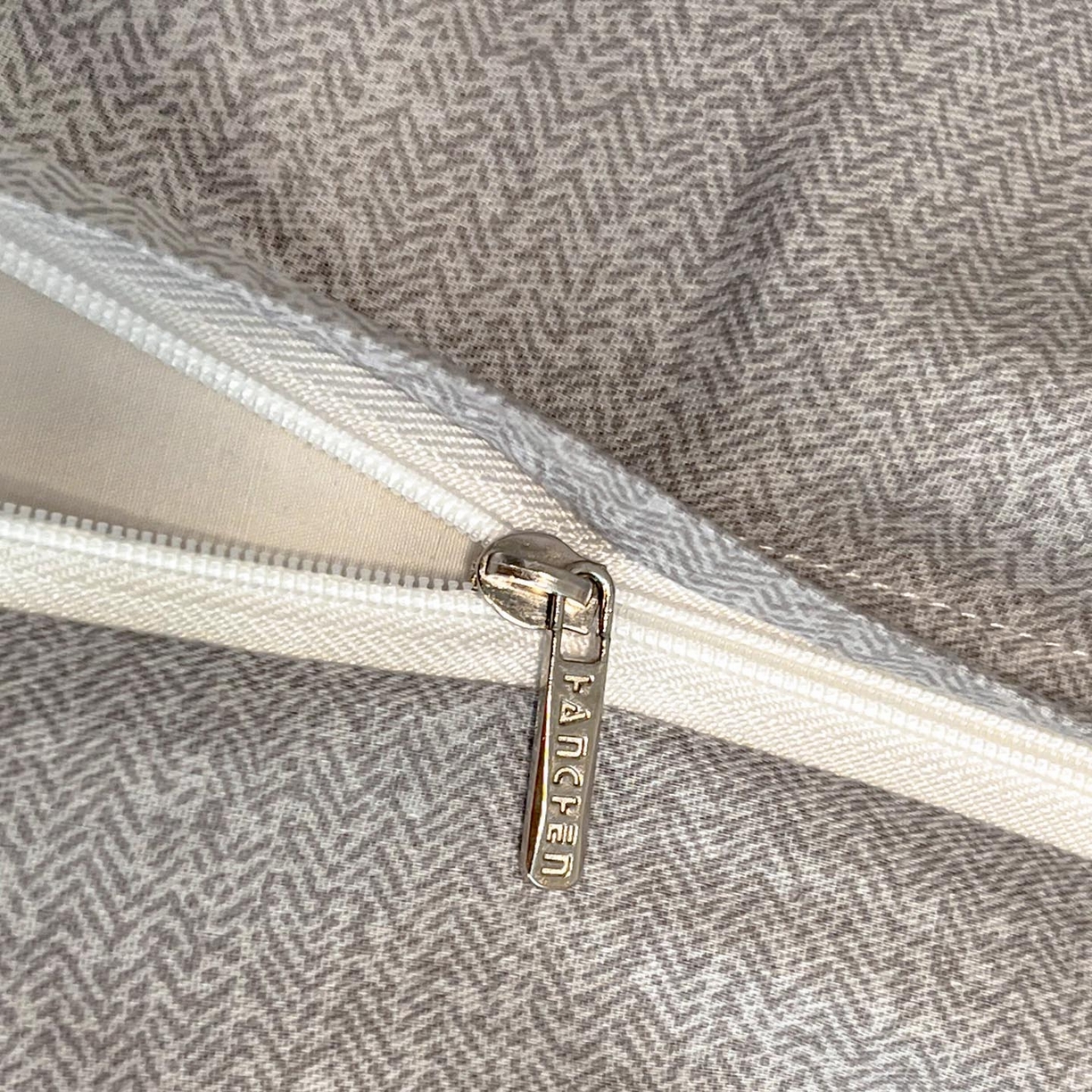 91家纺网 家纺一手货源 找家纺 涵宸家纺 2025新款学生图-全棉印花-甜系三件套四件套 D富森