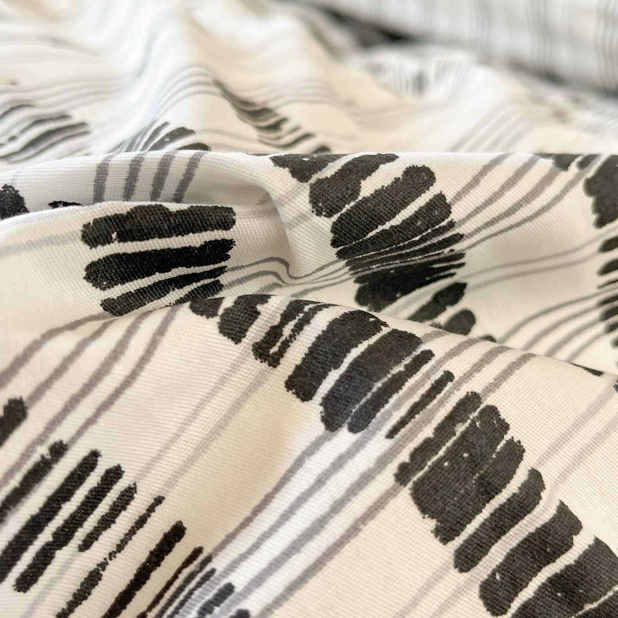 91家纺网 家纺一手货源 找家纺 涵宸家纺 2025新款学生图-全棉印花-甜系三件套四件套 D拉斐尔