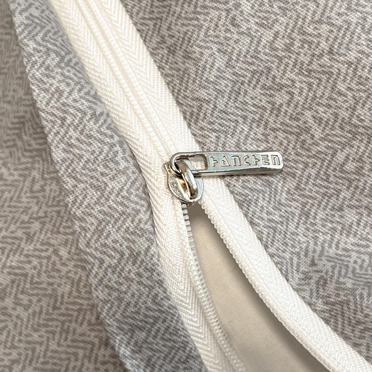 91家纺网 家纺一手货源 找家纺 涵宸家纺 2025新款学生图-全棉印花-甜系三件套四件套 D写书