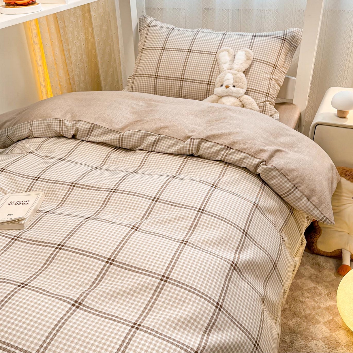 91家纺网 家纺一手货源 找家纺 涵宸家纺 2025新款学生图-全棉印花-甜系三件套四件套 D雅致